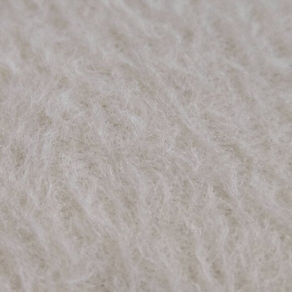 Kuna Baby Alpaca & Wool FUZZY FURRY Wrap - Picture 8 of 15